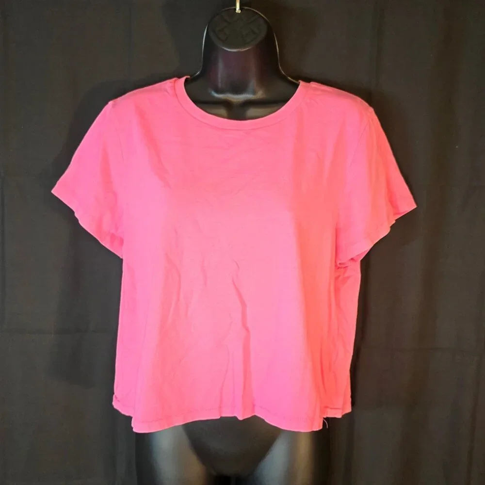 Hot Pink Tee - Picture 4 of 7